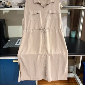 Old Navy Sleeveless Button-Down Dress